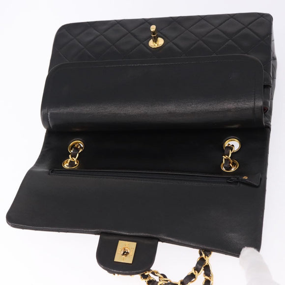 CHANEL Double Flap Chain Matelasse25 Bag Lamb Skin Black Gold CC Auth 191833SAM