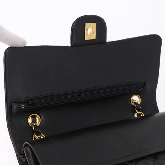 CHANEL Double Flap Chain Matelasse25 Bag Lamb Skin Black Gold CC Auth 191833SAM