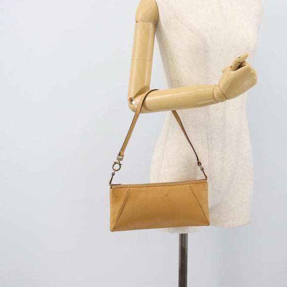 Salvatore Ferragamo Gancini Shoulder Bag Leather Brown Gold Auth 192432