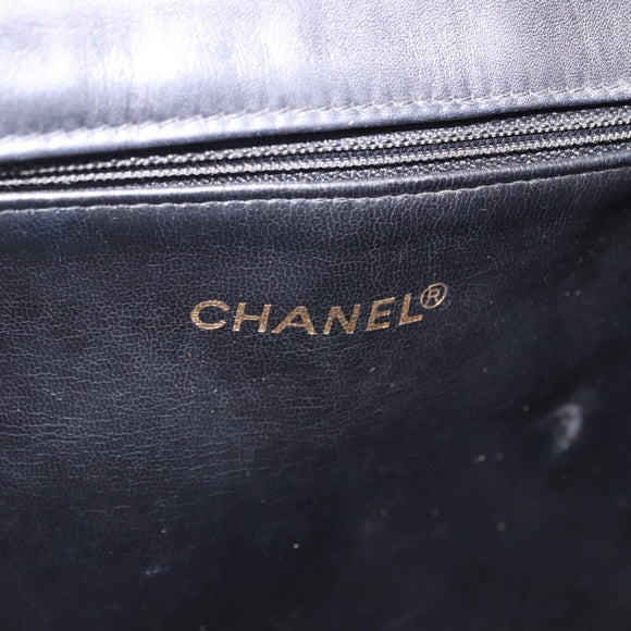 CHANEL Shoulder Bag Patent Black CC Auth 192734
