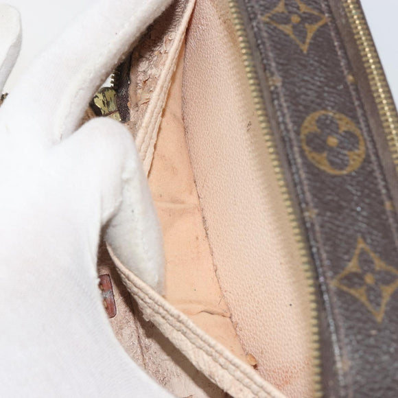 LOUIS VUITTON Monogram Trousse Brush PM Cosmetic Pouch M47510 LV Auth 193098