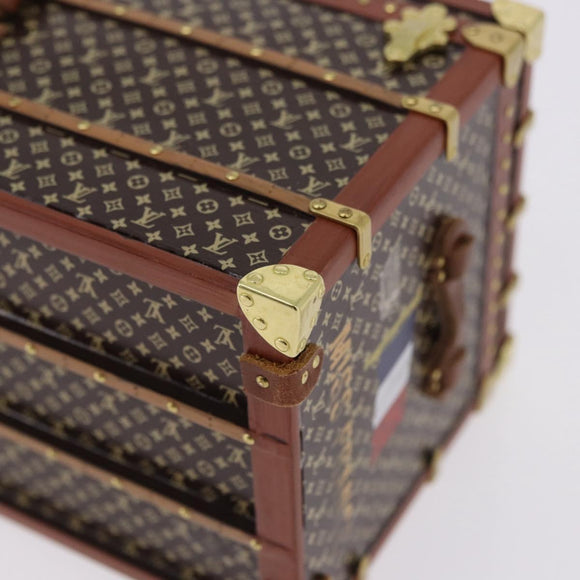 LOUIS VUITTON Miss France Paper Weight Brown M99408 LV Auth 193432V