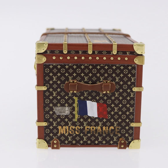 LOUIS VUITTON Miss France Paper Weight Brown M99408 LV Auth 193432V