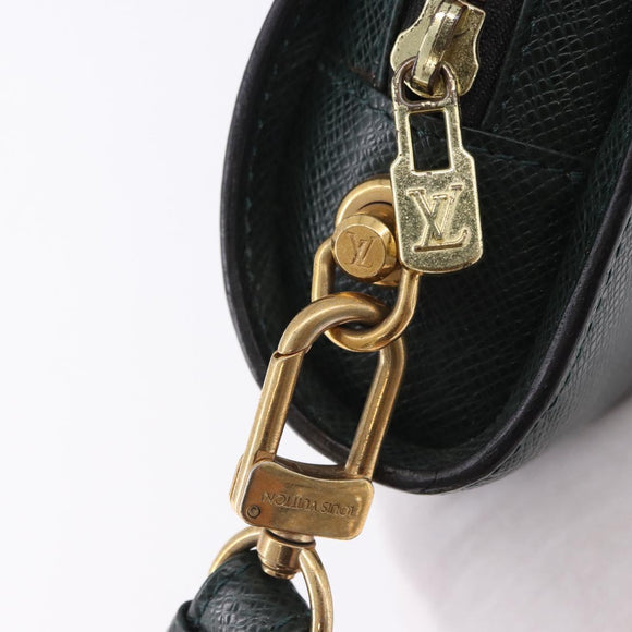 LOUIS VUITTON Taiga Baikal Clutch Bag Epicea M30184 LV Auth 193545A