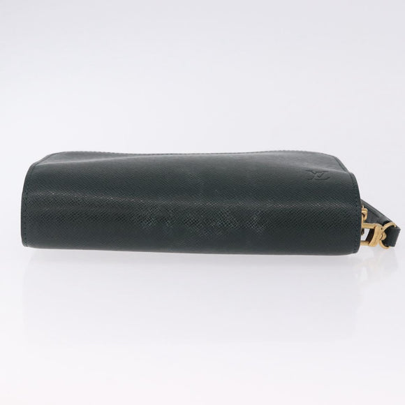LOUIS VUITTON Taiga Baikal Clutch Bag Epicea M30184 LV Auth 193545A