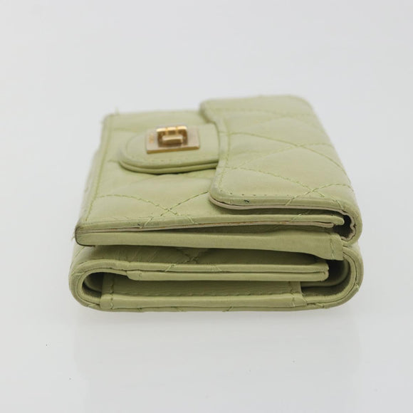 CHANEL Matelasse 2.55 Wallet Lamb Skin Green Gold CC Auth 193593A
