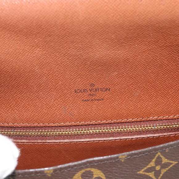 LOUIS VUITTON Monogram Saint Cloud MM Shoulder Bag M51243 LV Auth 193923