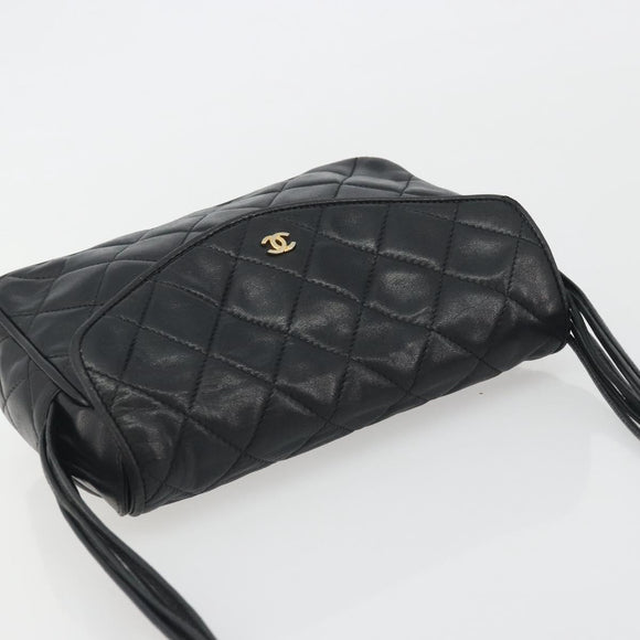 CHANEL Matelasse Shoulder Bag Lamb Skin Black Gold CC Auth 194058A