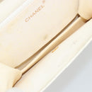 CHANEL Matelasse Chain Chain Shoulder Bag Lamb Skin White Gold CC Auth 194059-11