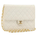 CHANEL Matelasse Chain Chain Shoulder Bag Lamb Skin White Gold CC Auth 194059-1