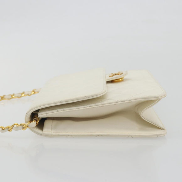 CHANEL Matelasse Chain Chain Shoulder Bag Lamb Skin White Gold CC Auth 194059