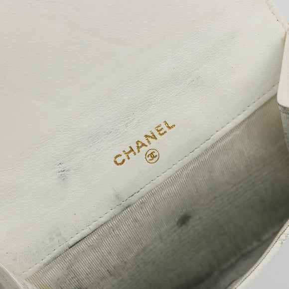 CHANEL Bicolore Bifold Wallet Caviar Skin White Gold Tone CC Auth 194133A
