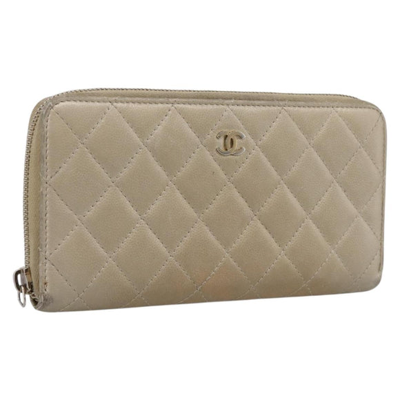 CHANEL Matelasse Long Wallet Lamb Skin Gold CC Auth 194478