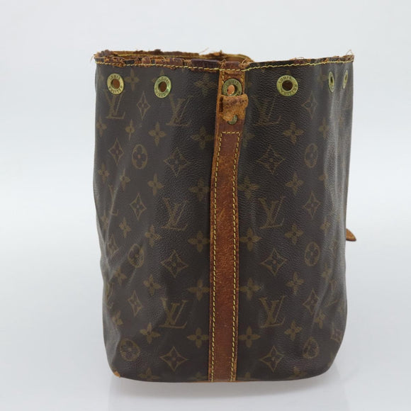 LOUIS VUITTON Monogram Petit Noe Shoulder Bag M42226 LV Auth 194644