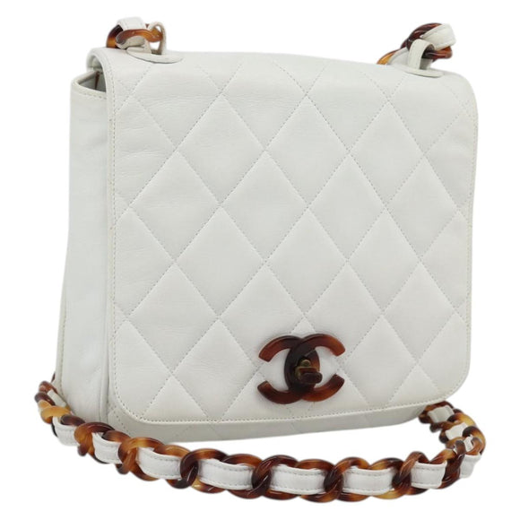 CHANEL Matelasse Chain Shoulder Bag Lamb Skin White CC Auth 194671V