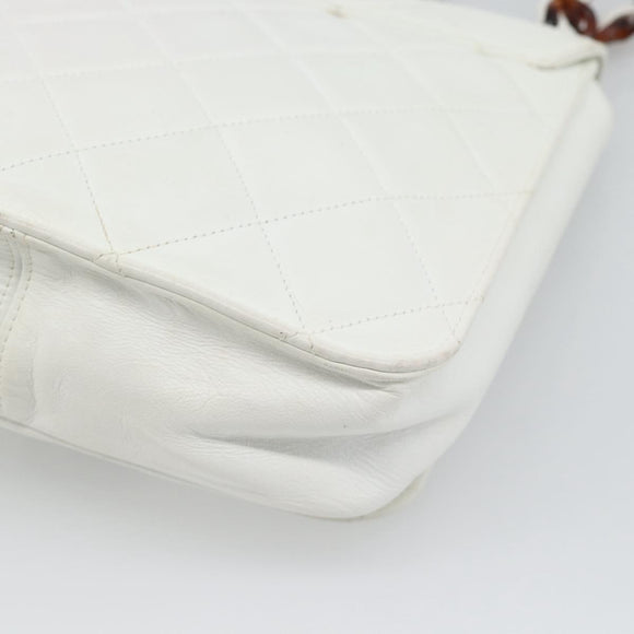 CHANEL Matelasse Chain Shoulder Bag Lamb Skin White CC Auth 194671V