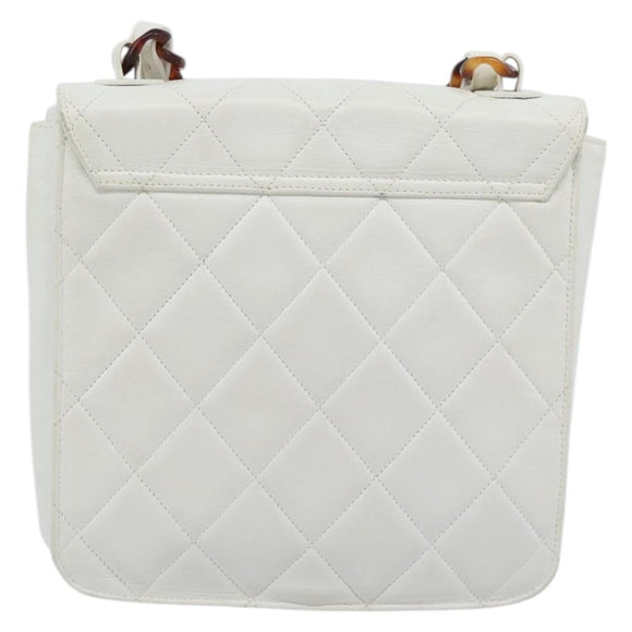 CHANEL Matelasse Chain Shoulder Bag Lamb Skin White CC Auth 194671V