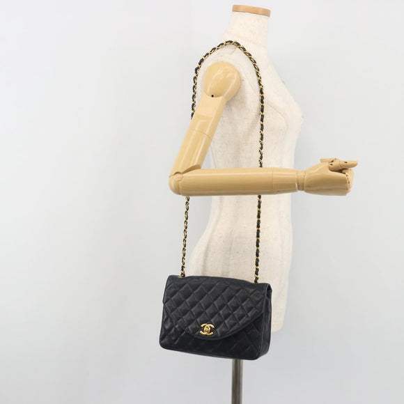CHANEL Matelasse Chain Shoulder Bag Lamb Skin Navy Gold CC Auth 194761