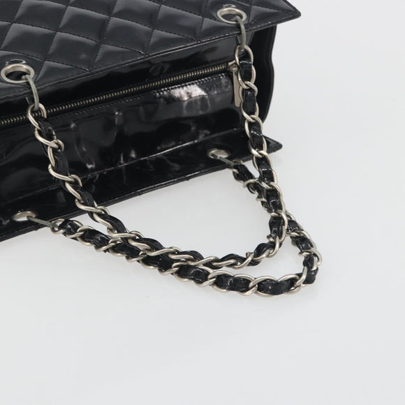 CHANEL Matelasse Chain Shoulder Bag Patent Leather Black Silver CC Auth 195001