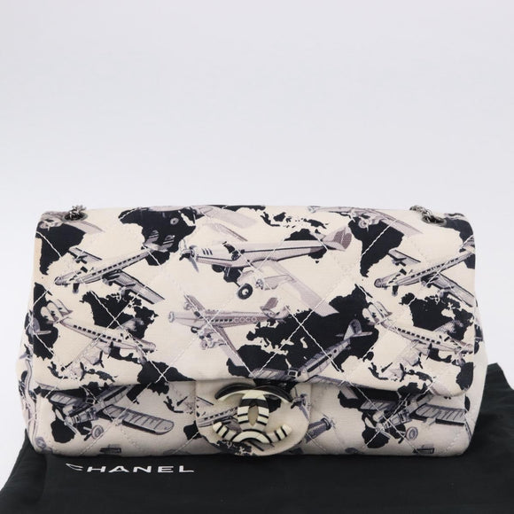 CHANEL Matelasse 25 Airline Shoulder Bag Canvas White Silver CC Auth 195026SAM