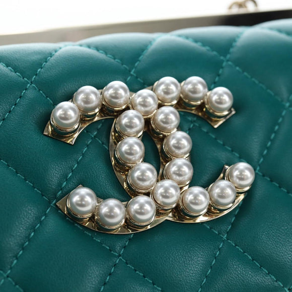 CHANEL Matelasse Chain Shoulder Bag Lamb Skin Green Gold CC Auth 195029SM