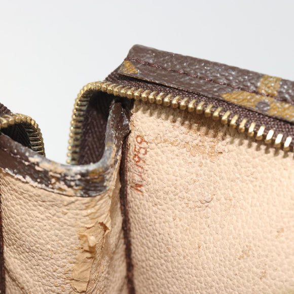LOUIS VUITTON Monogram Poche Toilette 19 Pouch M47544 LV Auth 195034