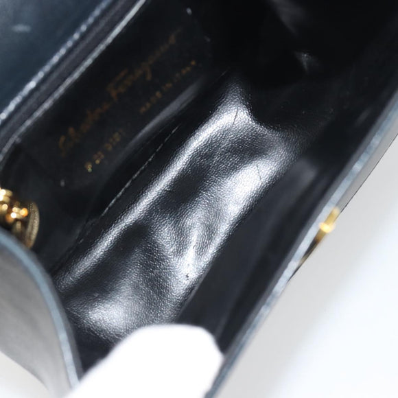 Salvatore Ferragamo Gancini Shoulder Bag Leather Black Gold Auth 195042