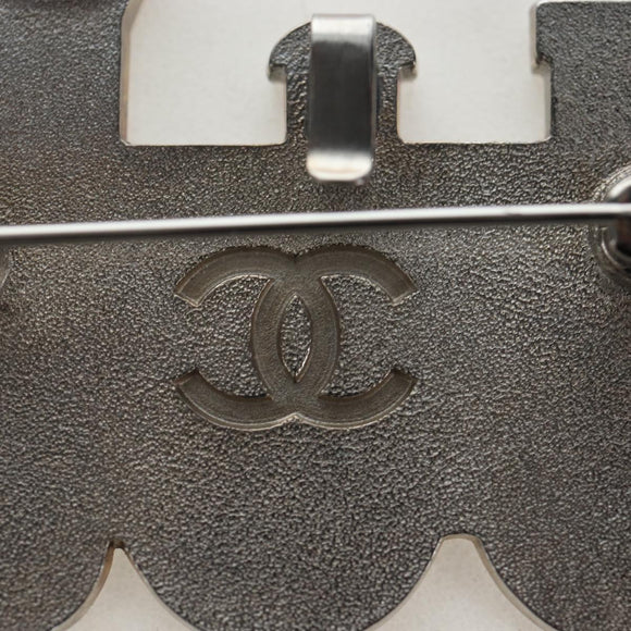 CHANEL Brooch metal Gold Tone CC Auth 195102M