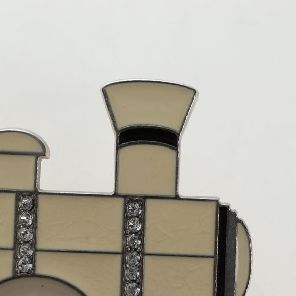 CHANEL Brooch metal Gold Tone CC Auth 195102M