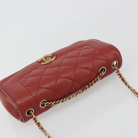 CHANEL Matelasse Chain Shoulder Bag Lamb Skin Red Gold Tone CC Auth 195253SM