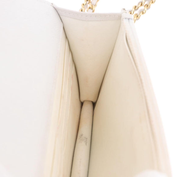 CHANEL Matelasse Chain Shoulder Bag Caviar Skin White Gold Tone CC Auth 195323A