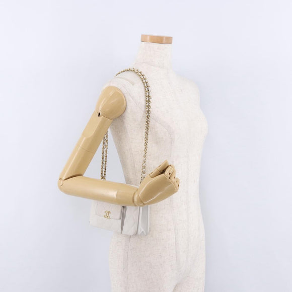 CHANEL Matelasse Chain Shoulder Bag Caviar Skin White Gold Tone CC Auth 195323A