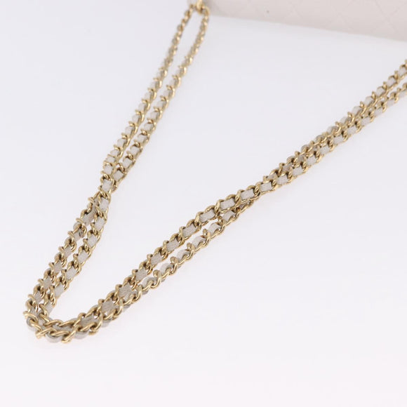 CHANEL Matelasse Chain Shoulder Bag Caviar Skin White Gold Tone CC Auth 195323A