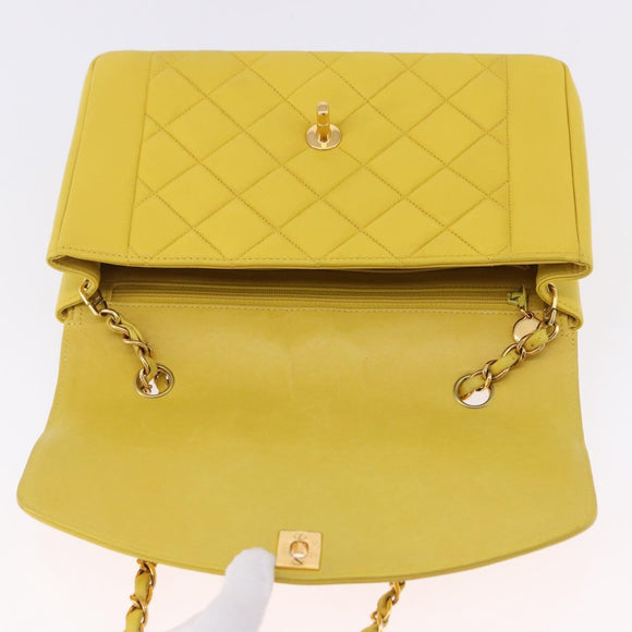 CHANEL Matelasse Chain Shoulder Bag Lamb Skin Yellow Gold Tone CC Auth 195325V