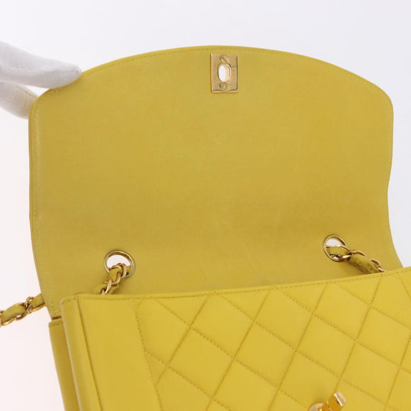 CHANEL Matelasse Chain Shoulder Bag Lamb Skin Yellow Gold Tone CC Auth 195325V