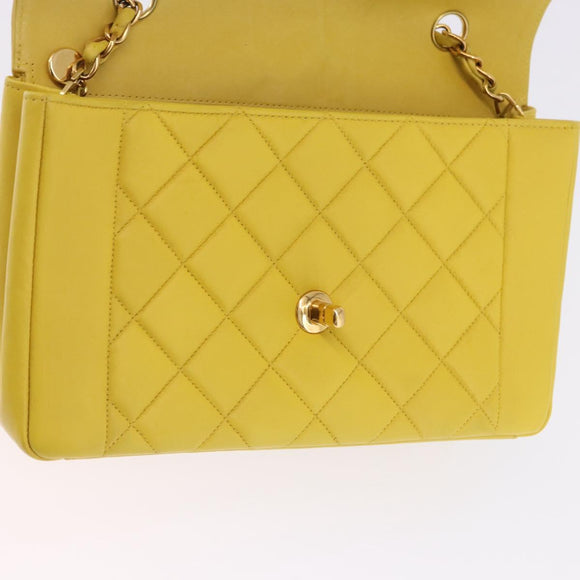CHANEL Matelasse Chain Shoulder Bag Lamb Skin Yellow Gold Tone CC Auth 195325V