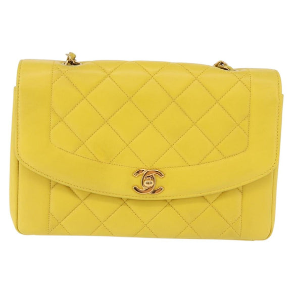 CHANEL Matelasse Chain Shoulder Bag Lamb Skin Yellow Gold Tone CC Auth 195325V