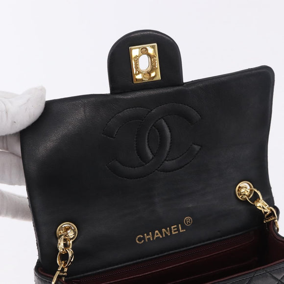 CHANEL Chain Mini Matelasse Shoulder Bag Lamb Skin Black Gold CC Auth 195391SAV