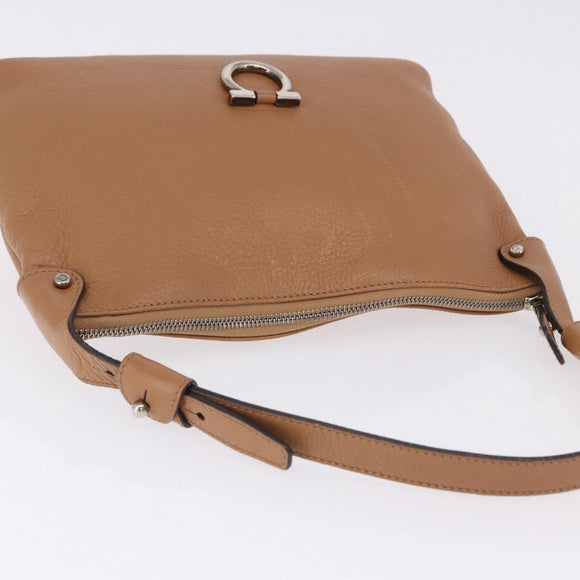 Salvatore Ferragamo Gancini Shoulder Bag Leather Beige Silver Auth 195431A