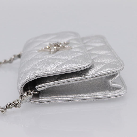 CHANEL Chain Shoulder Pouch Matelasse Leather Silver CC Auth 195507M