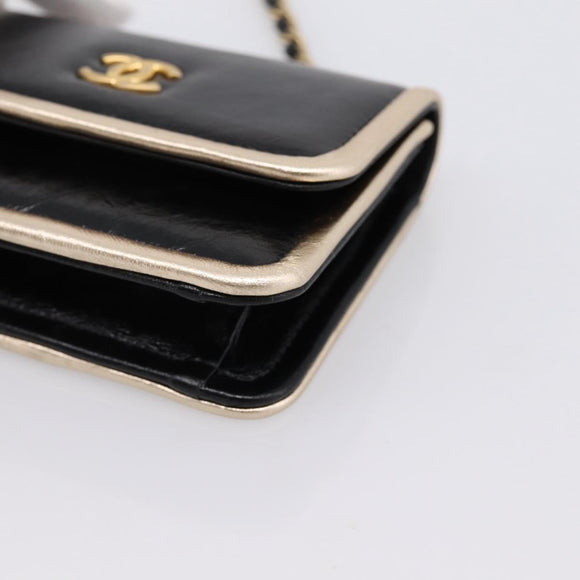 CHANEL Chain Shoulder Pouch Matelasse Leather Black Gold CC Auth 195532M