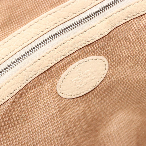 FENDI Celeria Shoulder Bag Leather Ivory Silver Auth 195647V