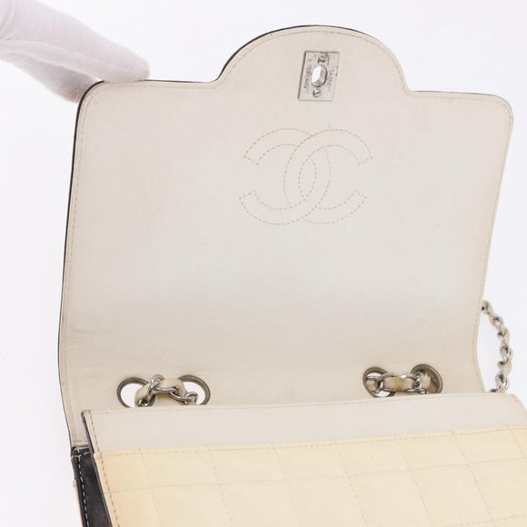 CHANEL Choco Bar Line Turn Lock Chain Bag Patent Leather Ivory CC Auth 195749V