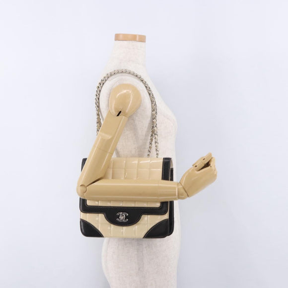 CHANEL Choco Bar Line Turn Lock Chain Bag Patent Leather Ivory CC Auth 195749V