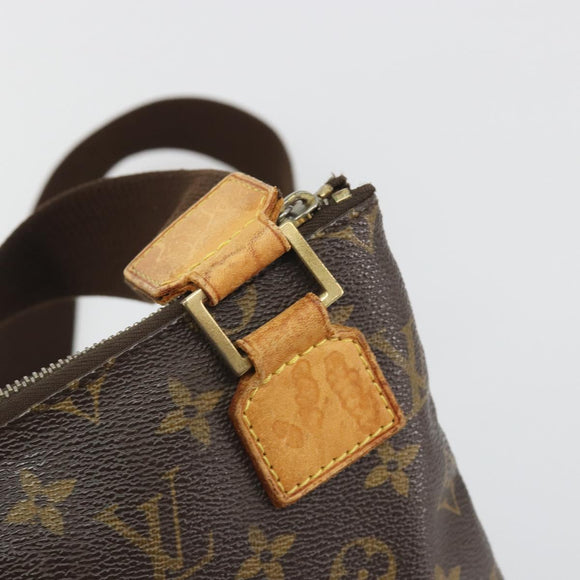 LOUIS VUITTON Monogram Pochette Bosphore Shoulder Bag M40044 LV Auth 195778