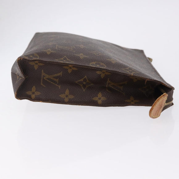 LOUIS VUITTON Monogram Poche Toilette 26 Pouch M47542 LV Auth 195783