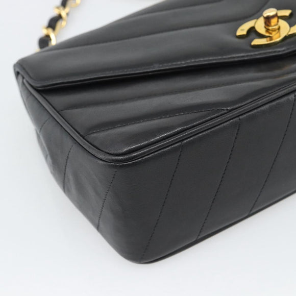 CHANEL V stitch Chain Shoulder Bag Lamb Skin Black Gold CC Auth 195911V