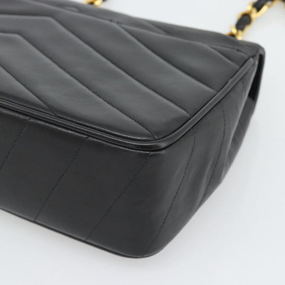 CHANEL V stitch Chain Shoulder Bag Lamb Skin Black Gold CC Auth 195911V