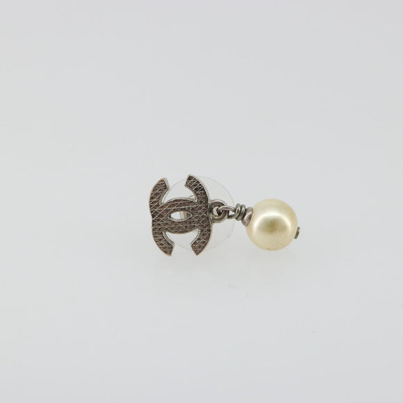 CHANEL COCO Mark Pierce metal Silver CC Auth 195942A