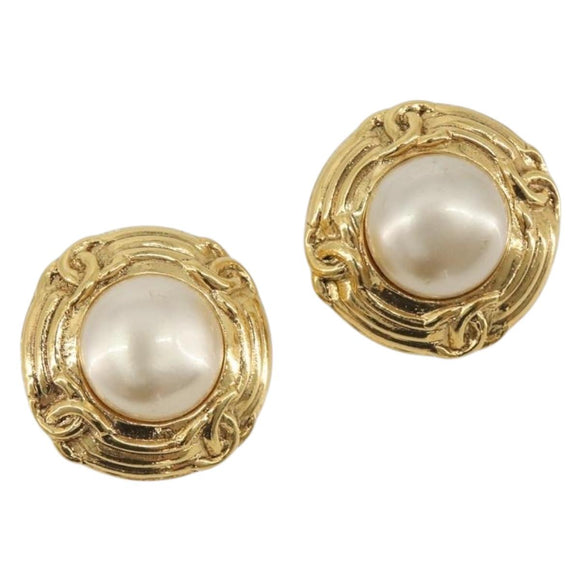CHANEL Earring metal Gold CC Auth 195943A